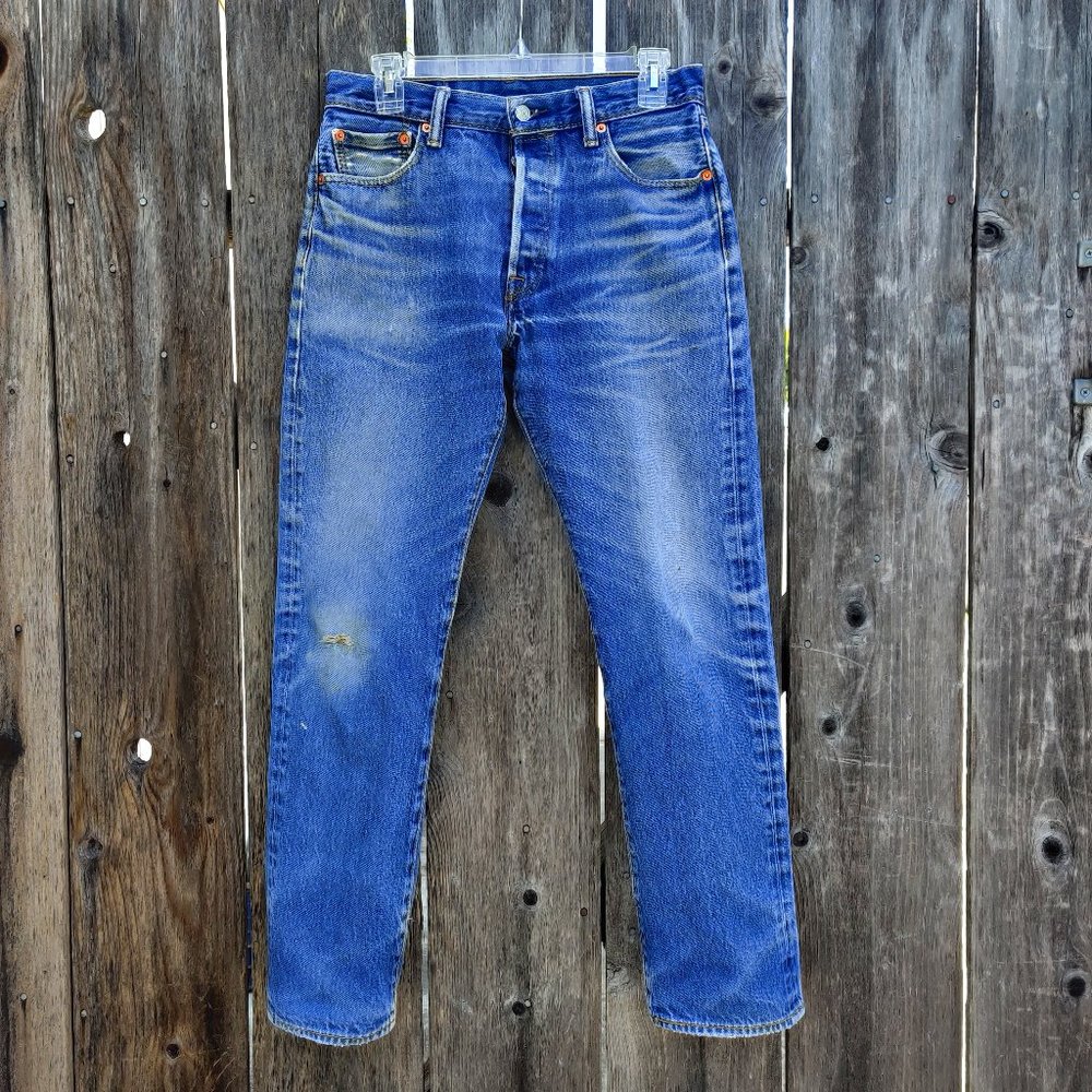 Perfectly Worn Vintage LEVI'S 501 Shrink To Fit | TAGGED 31x32
